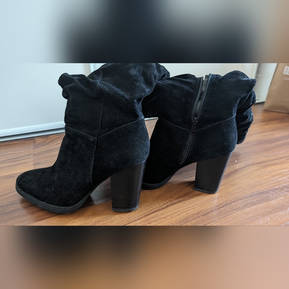 Shoe dazzle Ethel Slouchy heeled boot - Picture 3 of 3